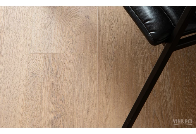 Кварц-винил Дуб Гранада (1227*232*2,5 мм) — купить в Белгороде