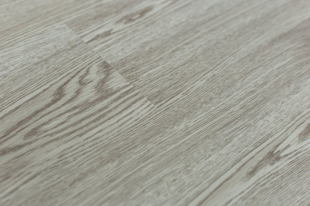 Замковая ПВХ плитка "Art Tile" Ясень Мокко (920*150*4 мм) — купить в Белгороде