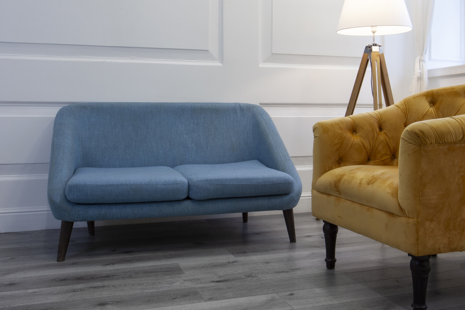 Усовершенствованная кварц-виниловая плитка «Damy Floor» Дуб Сильвер (1227*187*2,5 мм) — купить в Белгороде