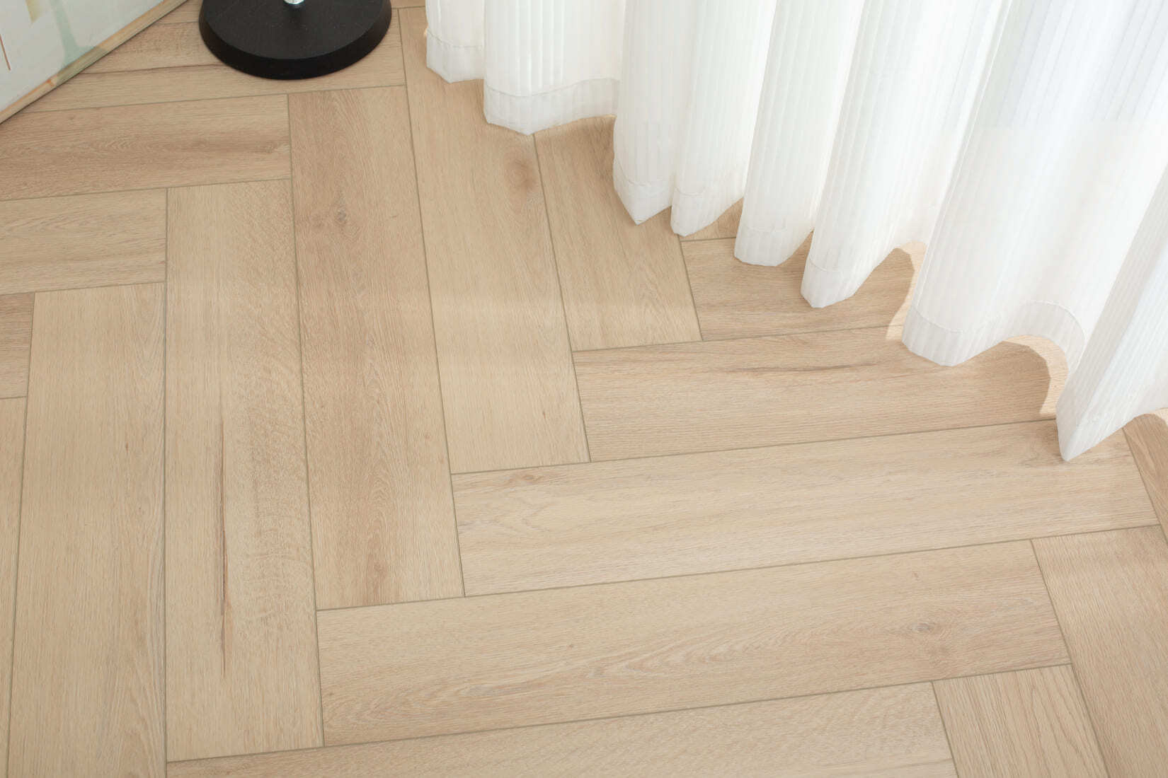 Плитка SPC "OneFloor" 3032 А,В  ЁЛКА (640*128*4 мм) — купить в Белгороде