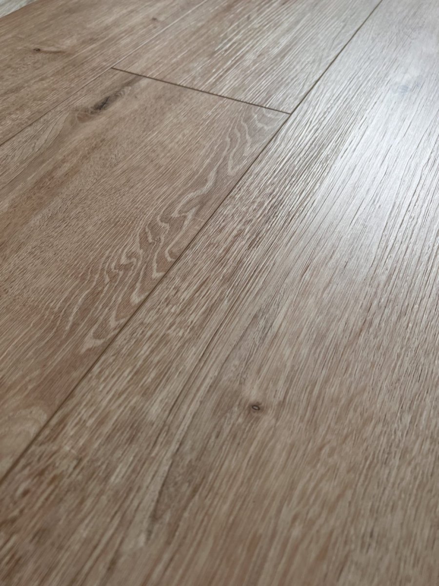 SPC ламинат "OneFloor" ЕСО 5062 (4V фаска) (1220*184*4 мм) — купить в Белгороде