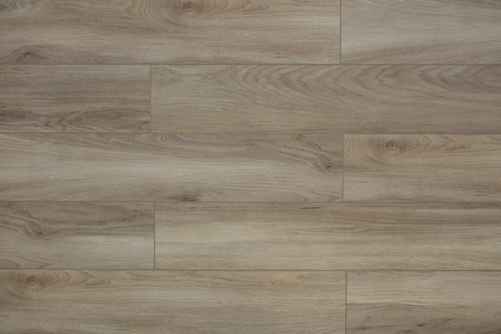 Замковая ПВХ плитка "Art Tile" Клён Фог (1220*152*5 мм) — купить в Белгороде