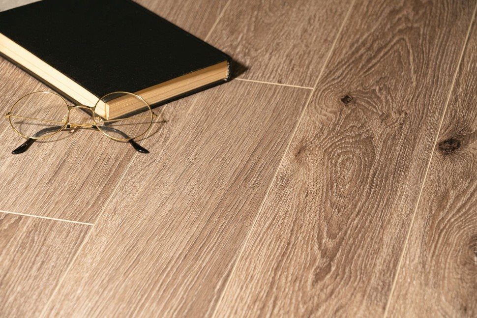 Виниловый ламинат "Bonkeel" Style Дуб Матира (1200*125*4 мм) — купить в Белгороде