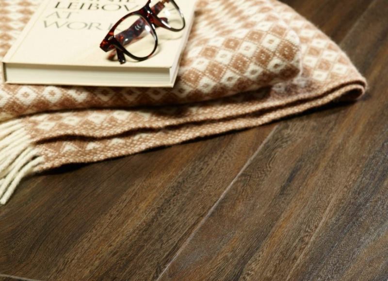 Линолеум бытовой "IVC" Woodlike Edgewood W48 (4м) — купить в Белгороде