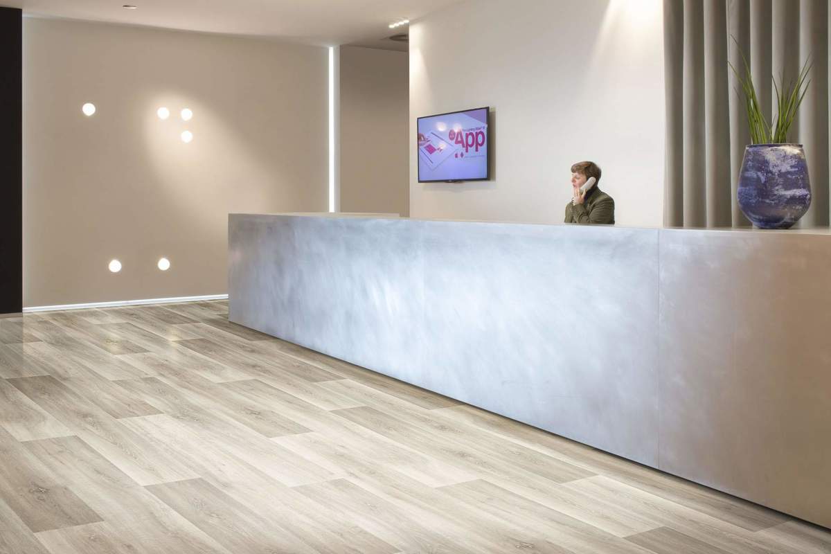 Замковая ПВХ плитка "Berry Alloc" Pureclick 55 LIME OAK 139S (204*1326*5 мм) — купить в Белгороде