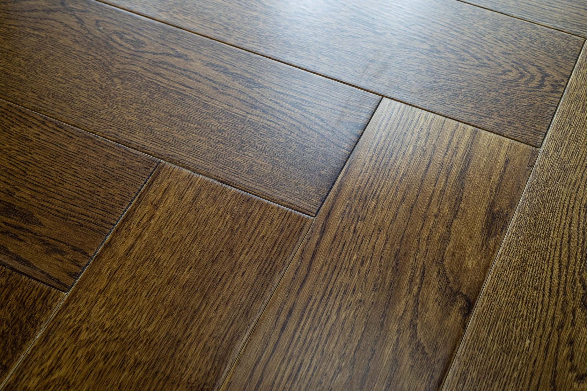 Инженерный паркет «Damy Floor» Ореховый (укладка елочкой) — купить в Белгороде