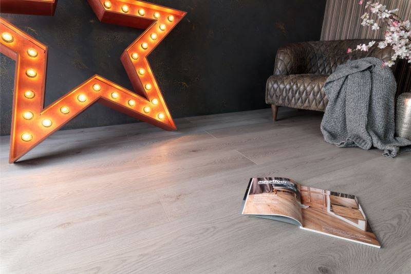 Замковая ПВХ плитка "Aquafloor" AF8022XXL (1800*228*8 мм) — купить в Белгороде