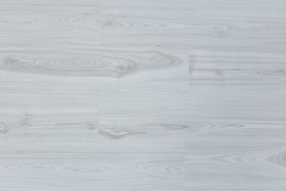 Кварцвиниловая плитка "Art Tile" Ясень Норд (900*150*3,5 мм) — купить в Белгороде