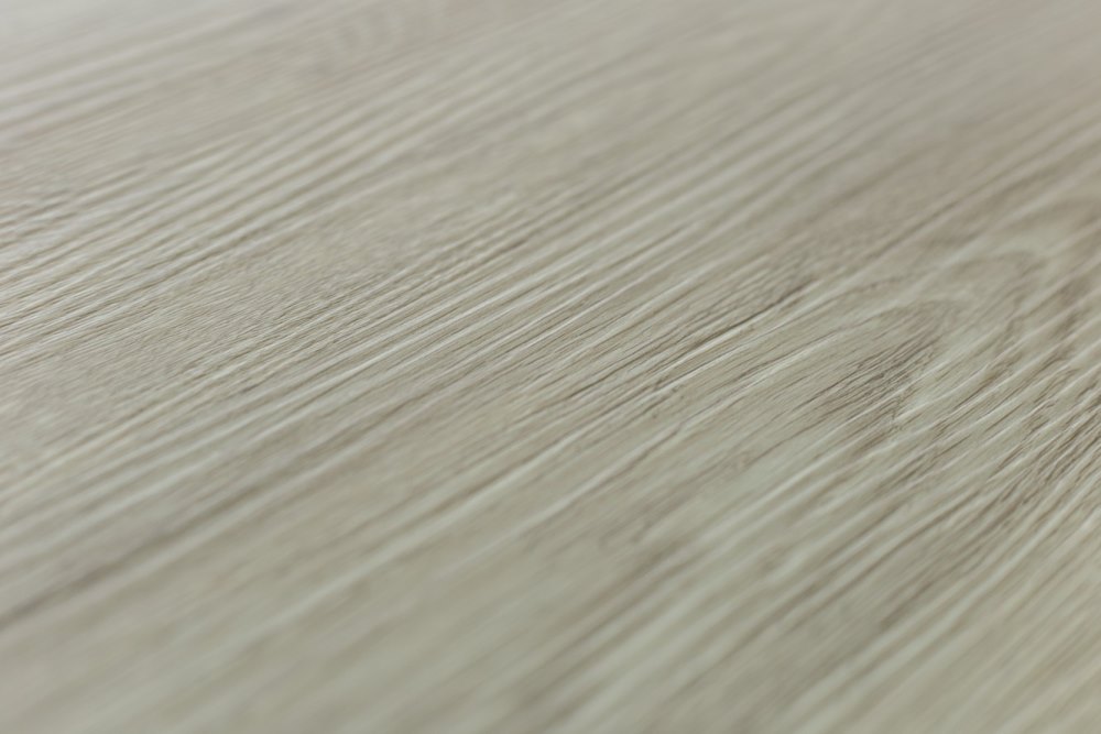 Замковая ПВХ плитка "Art Tile" Дуб Британь (920*150*4 мм) — купить в Белгороде