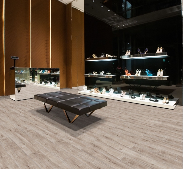 SPC ламинат "Royce" Sense Дуб Кааба 705 (1200*180*4 мм) — купить в Белгороде