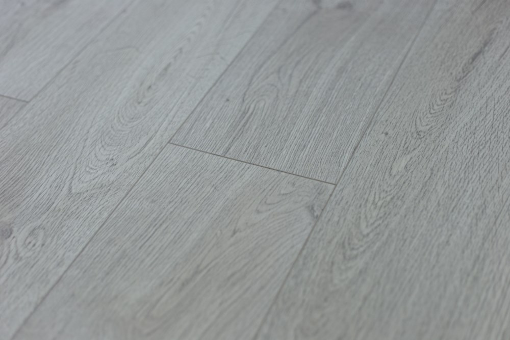 Плитка каменно-полимерная "Art Tile" Дуб Патрокл (1220*181*5,5 мм) — купить в Белгороде