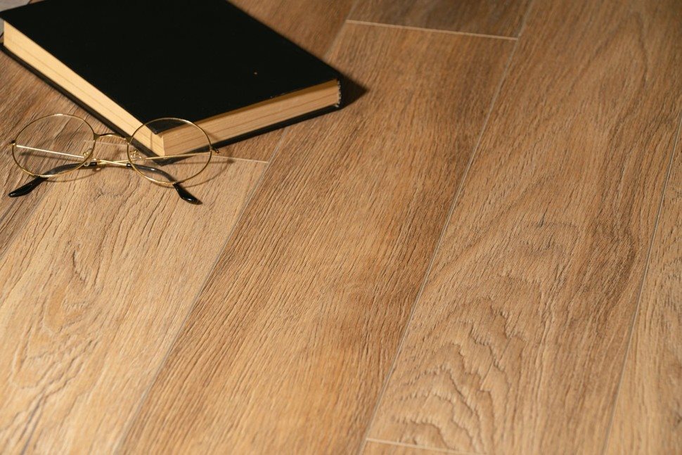 Виниловый ламинат "Bonkeel" Style Дуб Бонди (1200*125*4 мм) — купить в Белгороде