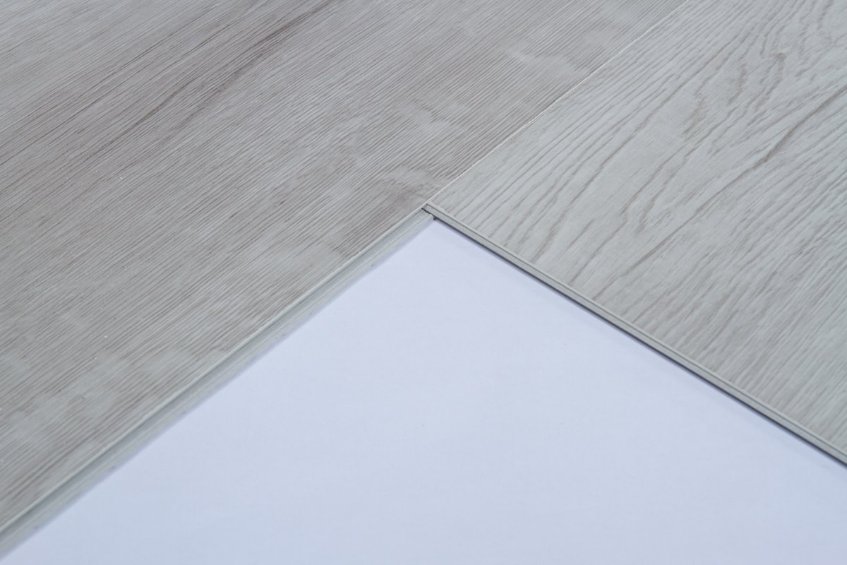 SPC ламинат "OneFloor" ЕСО 5050 (4V фаска) (1220*184*4 мм) — купить в Белгороде