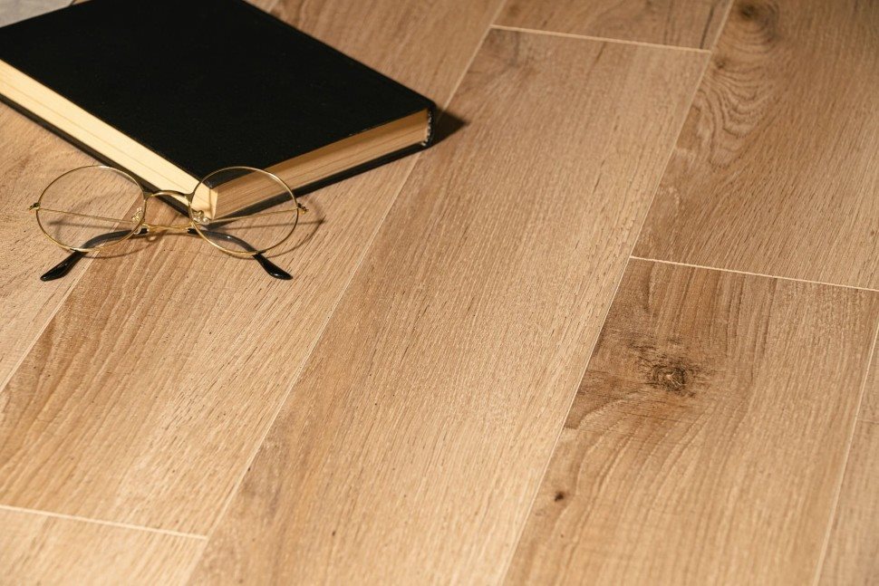 Виниловый ламинат "Bonkeel" Style Дуб Палау (1200*125*4 мм) — купить в Белгороде