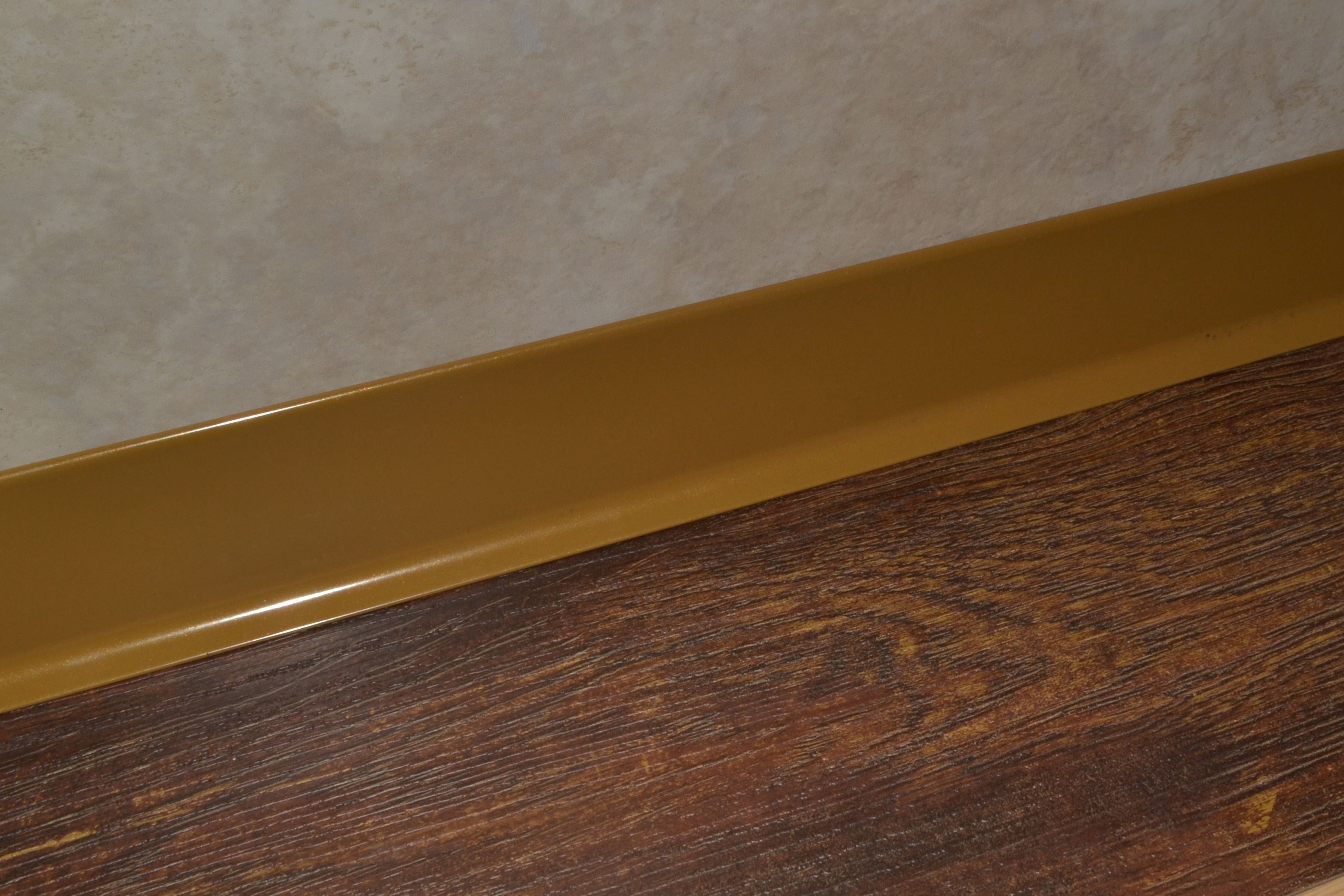 Плинтус алюминиевый L-образный золотой (2500*11*60 мм) — купить в Белгороде