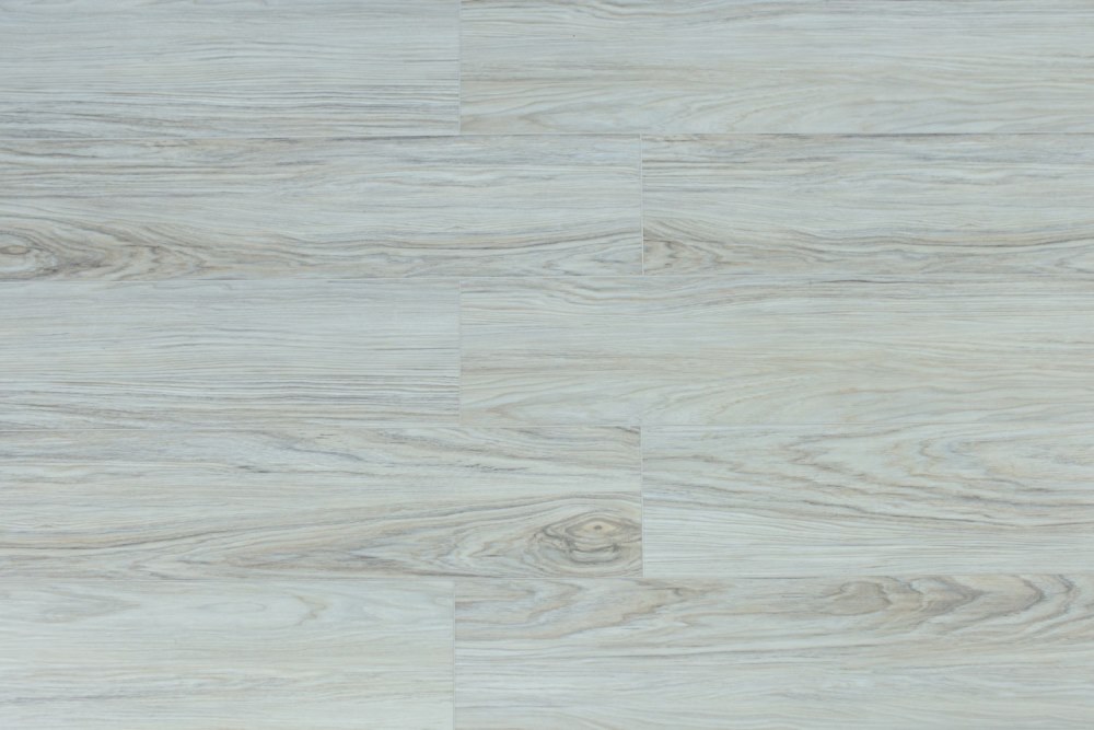 Замковая ПВХ плитка "Art Tile" Клён Жемчужный (1220*152*5 мм) — купить в Белгороде