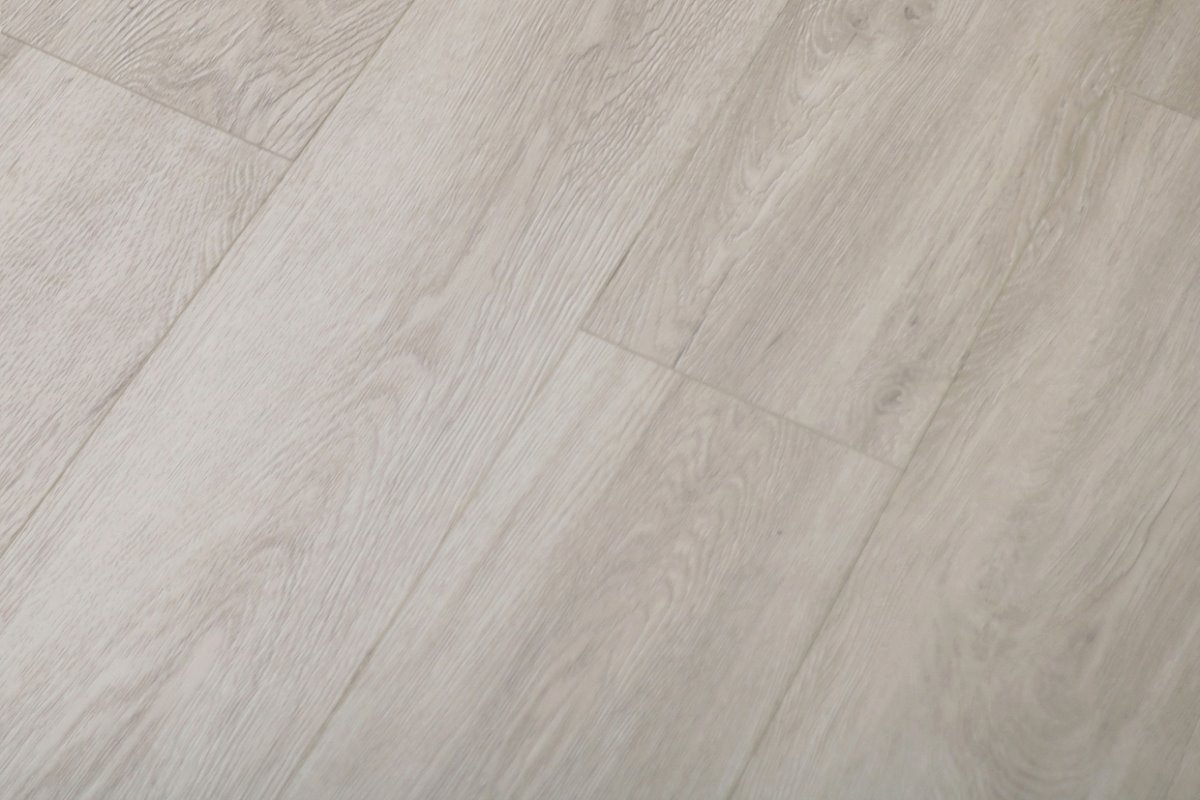 SPC ламинат "Profield" Дуб Кьявари (1220*184*4 мм) — купить в Белгороде